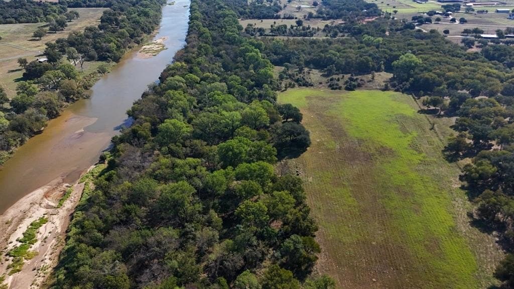 10 acres in Parker County