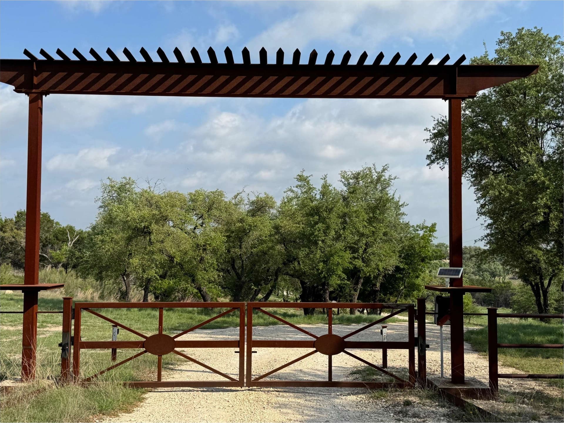 10 acres in Burnet County