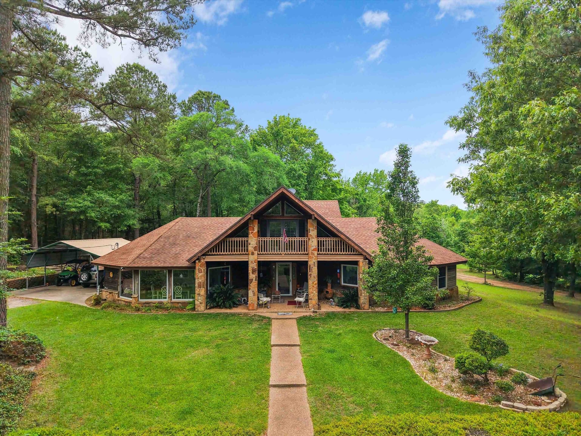 19.07 acres in Upshur County