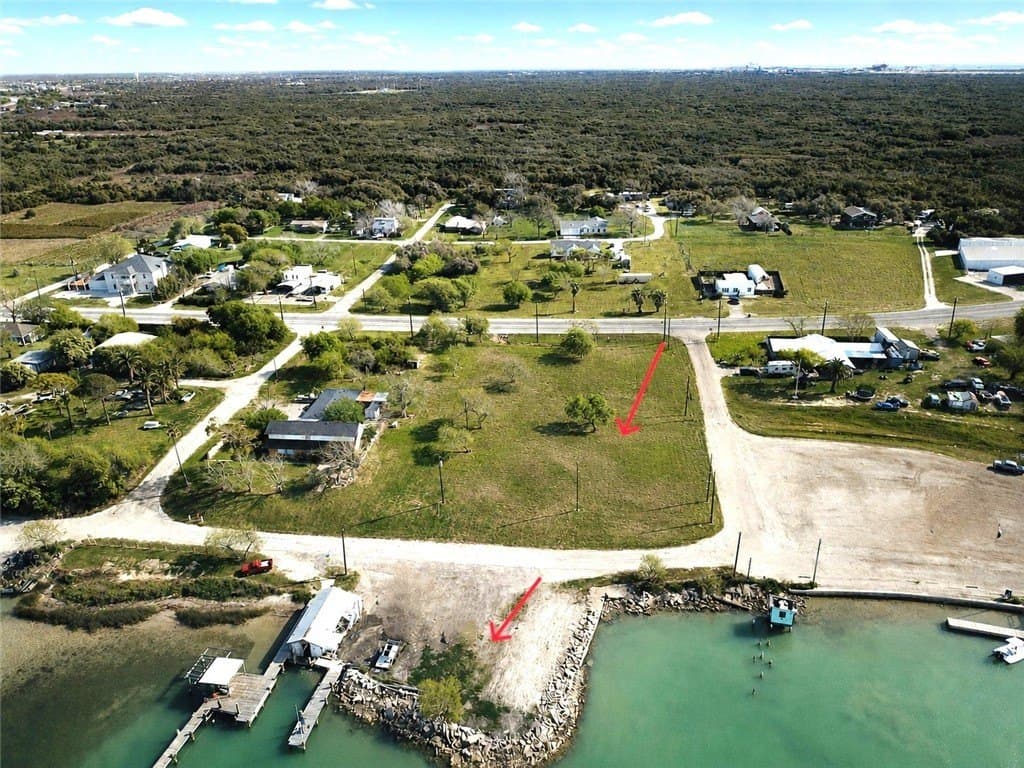 0.8 acres in San Patricio County gallery image 2
