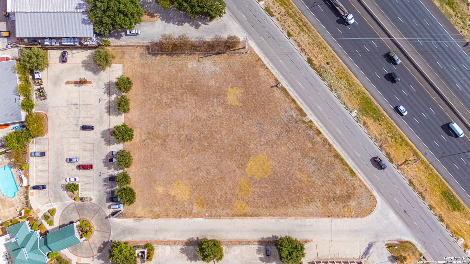 1.58 acres in Comal County gallery image 3