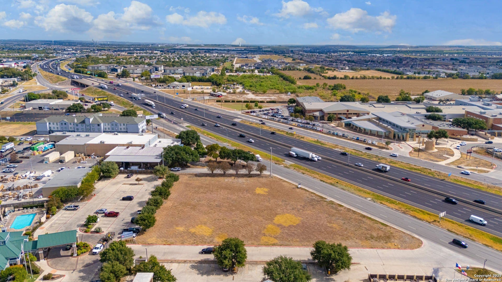 1.58 acres in Comal County - photo 10