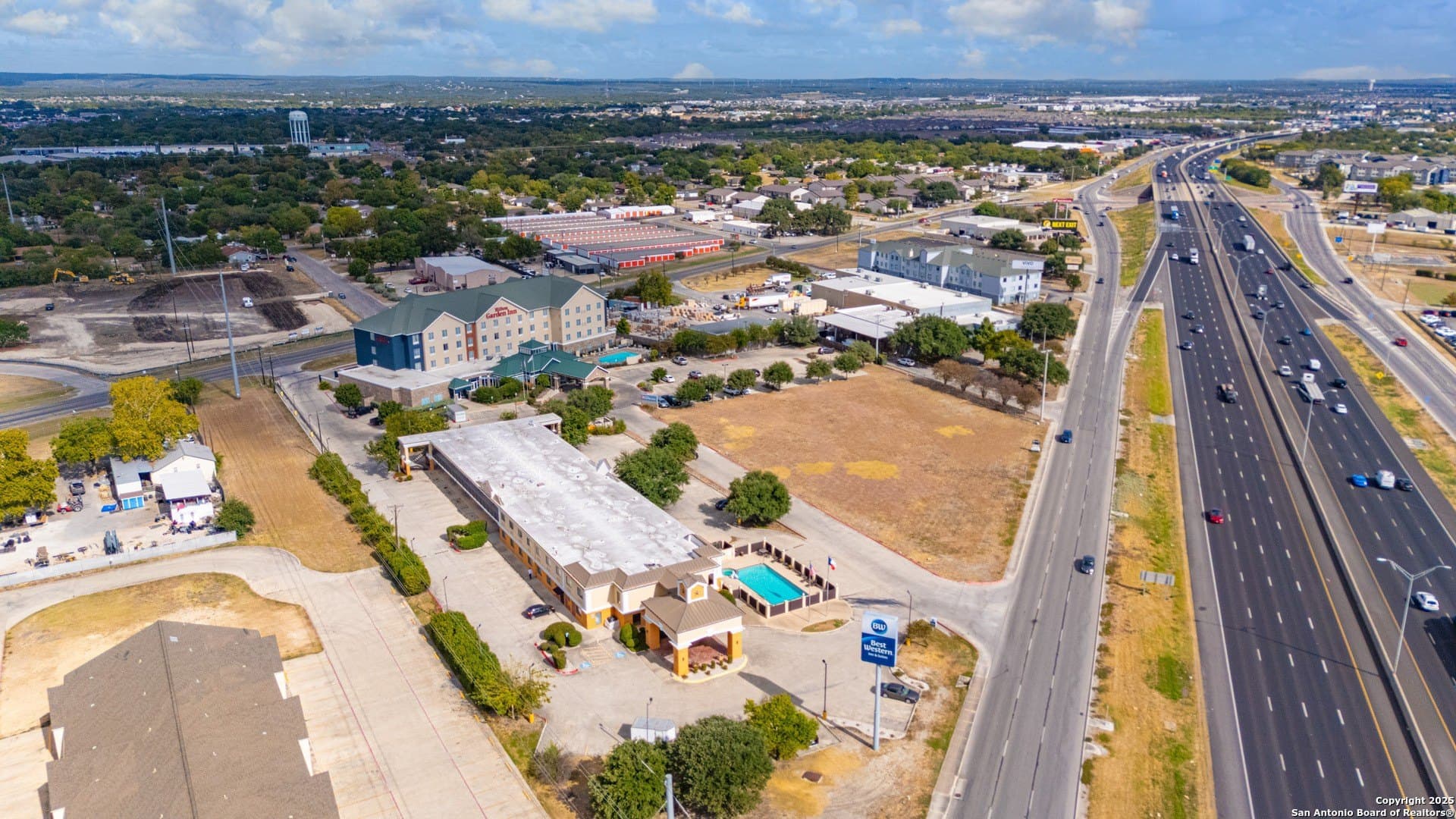 1.58 acres in Comal County - photo 9