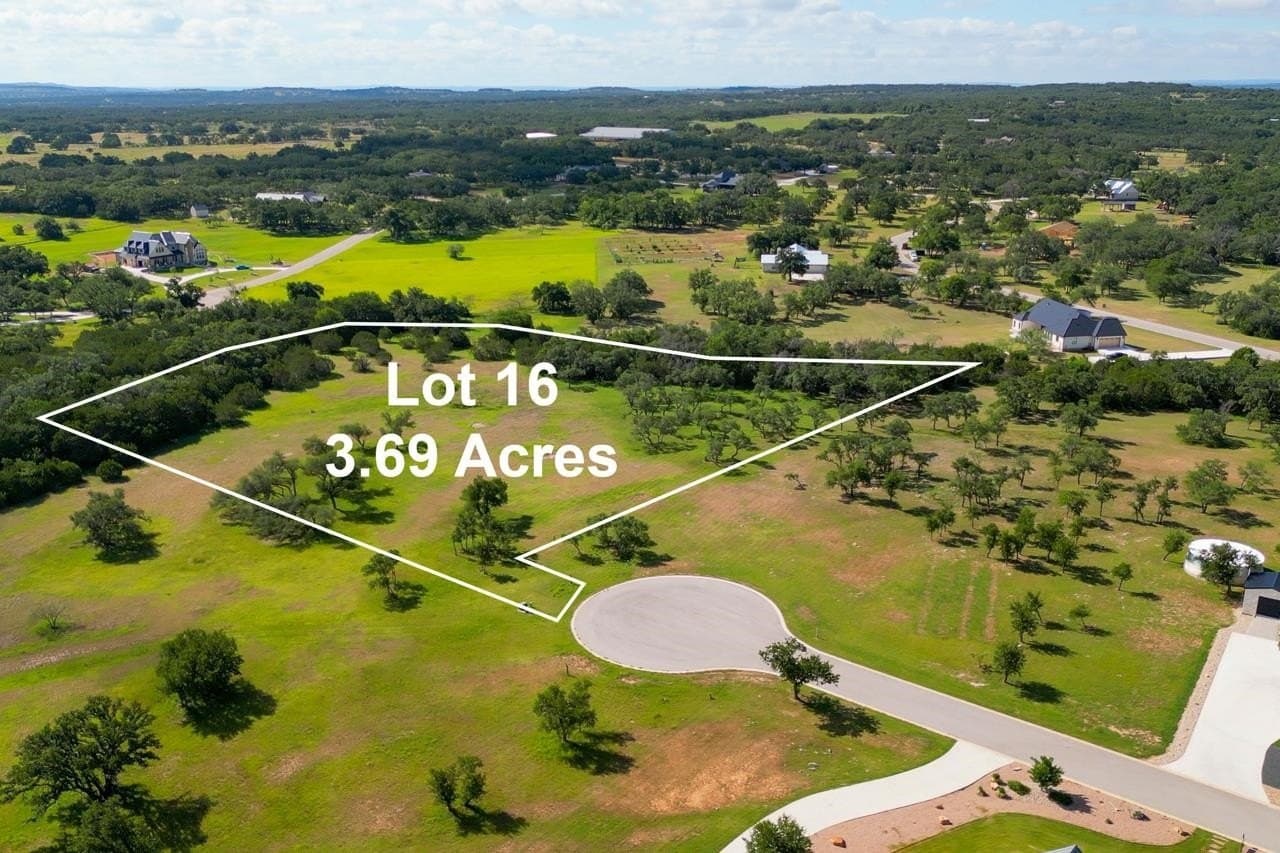 3.69 acres in Blanco County