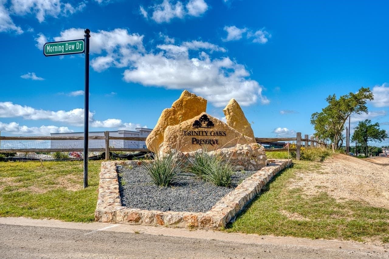 3.69 acres in Blanco County gallery image 3