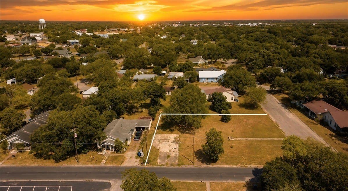 0.52 acres in Bee County