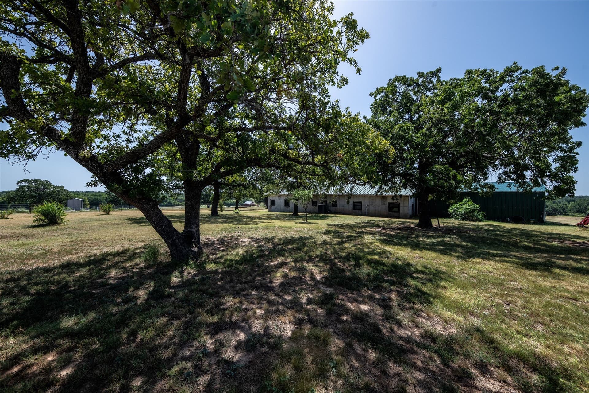 121.94 acres in Montague County - photo 40
