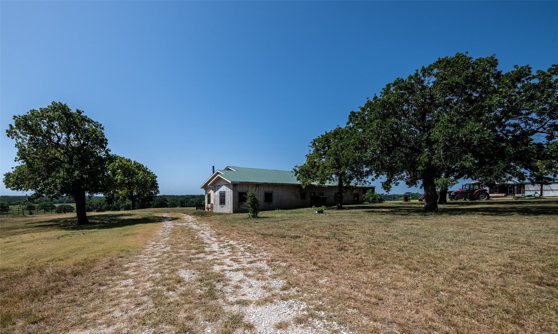121.94 acres in Montague County - photo 38