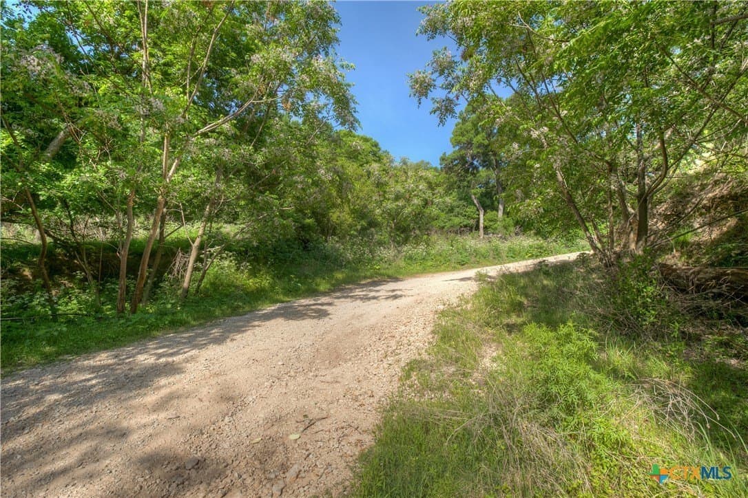 1 acres in Comal County - photo 13