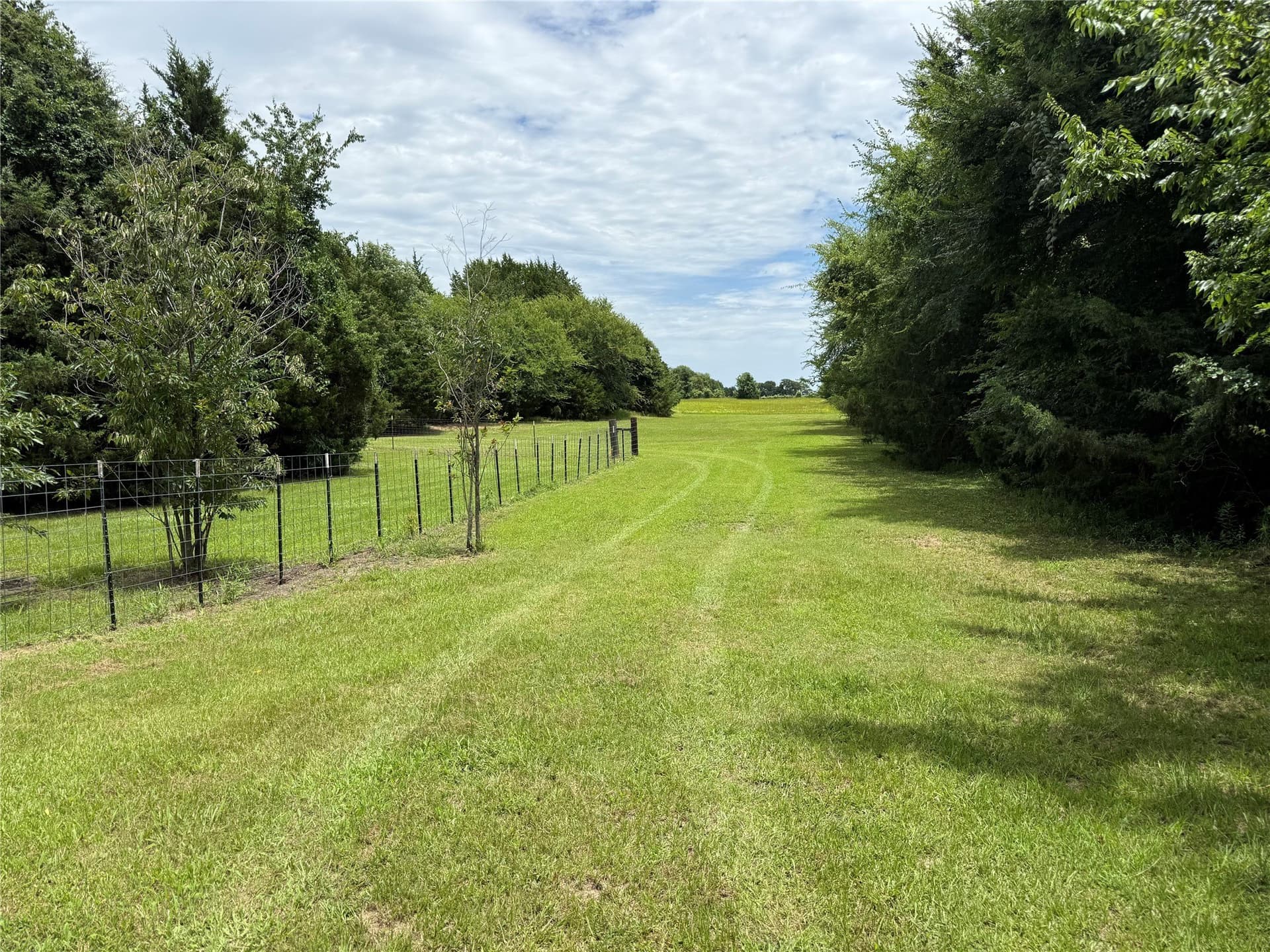 2 acres in Van Zandt County - photo 24