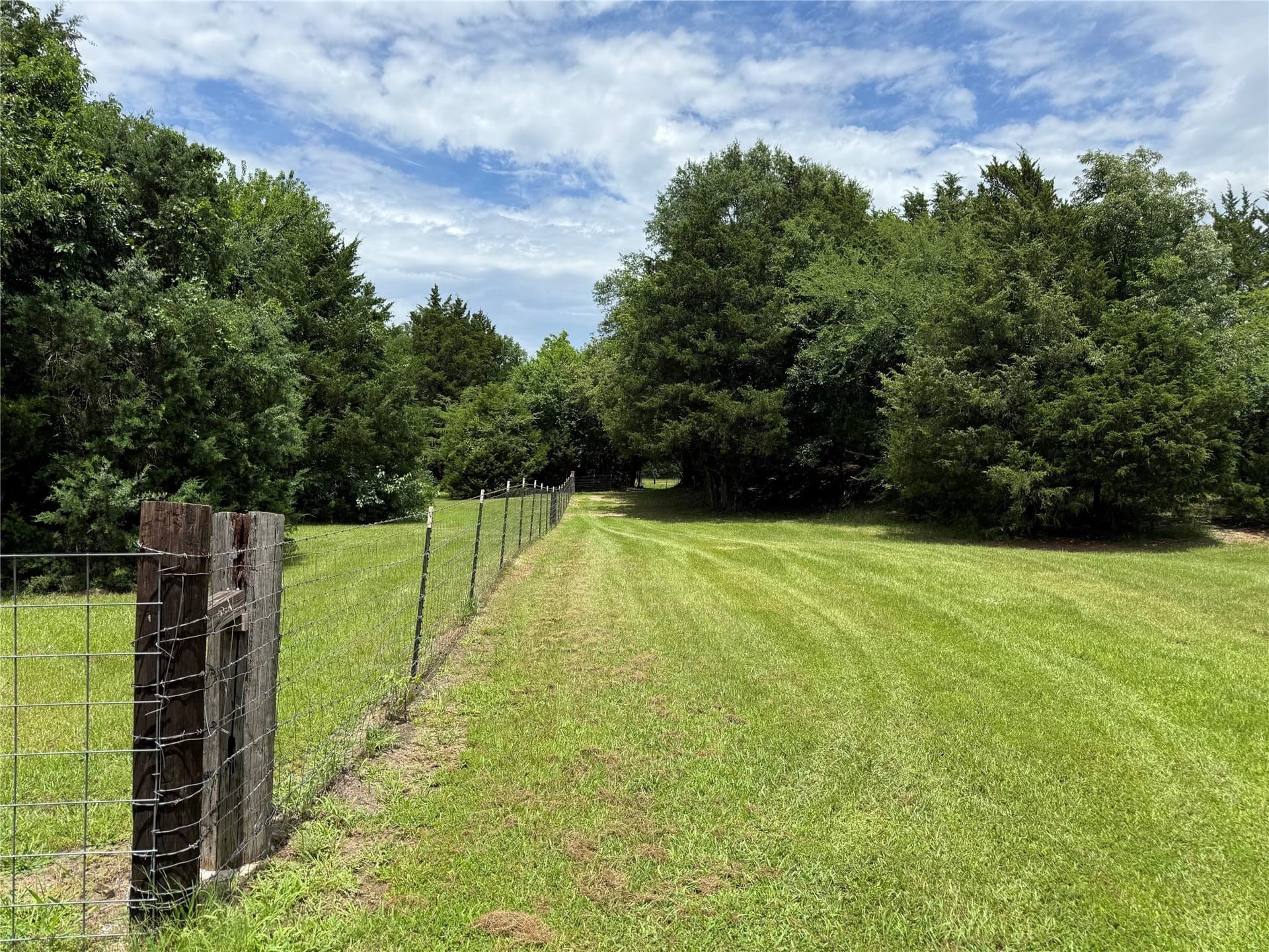 2 acres in Van Zandt County - photo 22