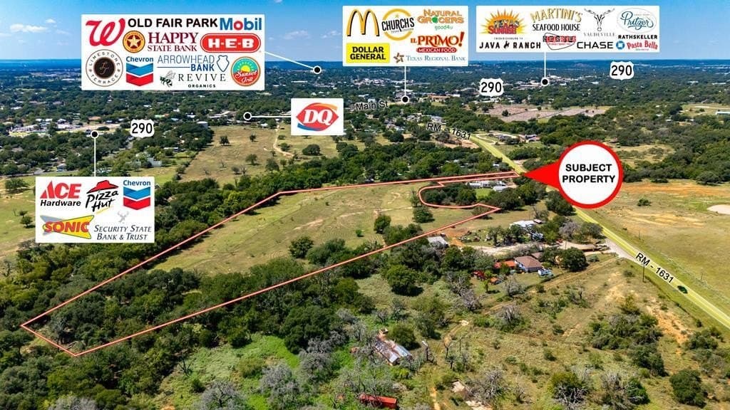 10.5 acres in Gillespie County