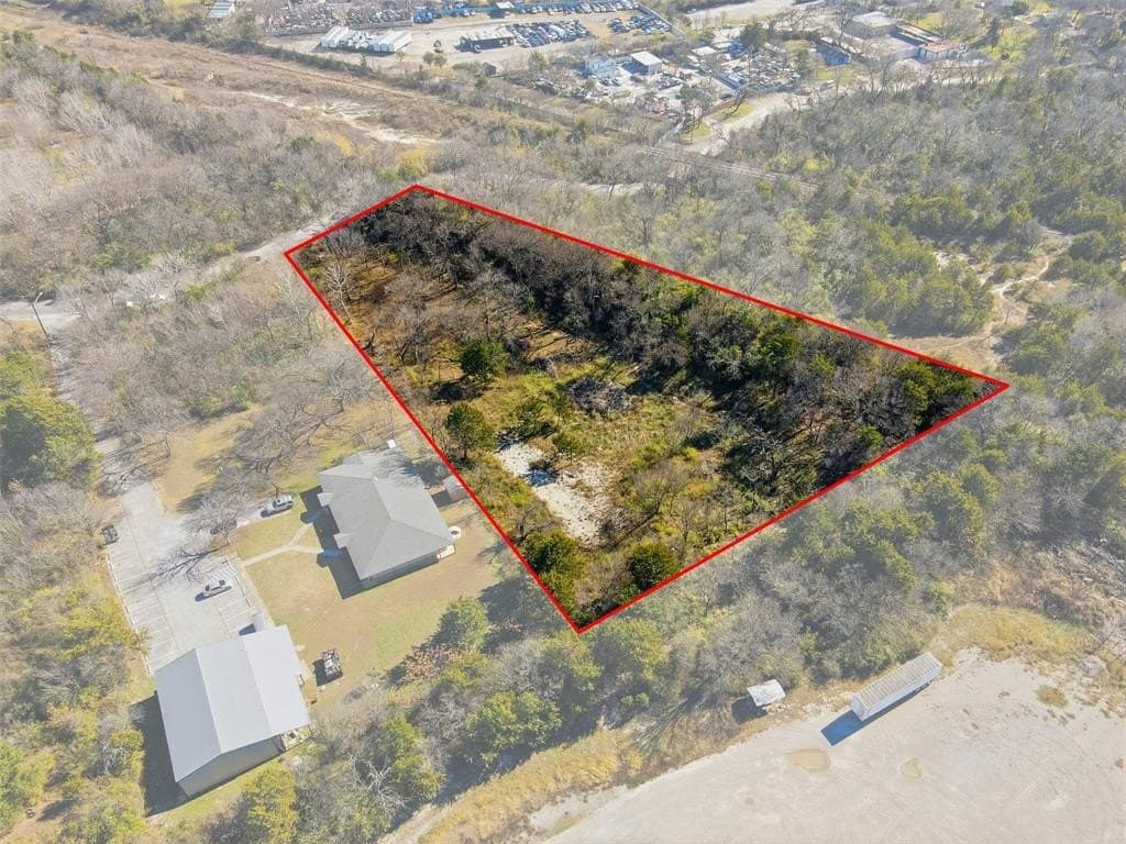 1.98 acres in Dallas County
