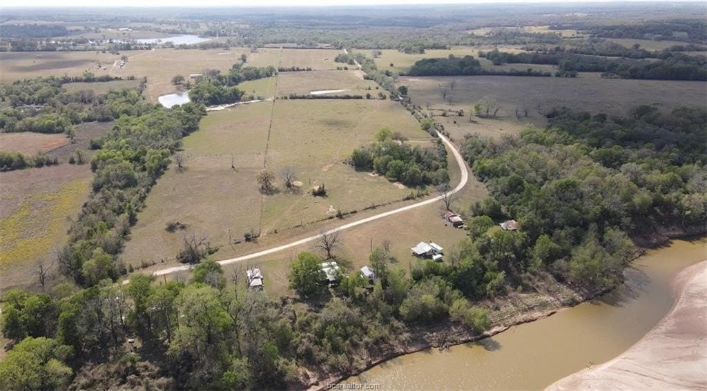23.24 acres in Milam County - photo 6