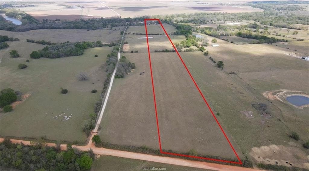 23.24 acres in Milam County
