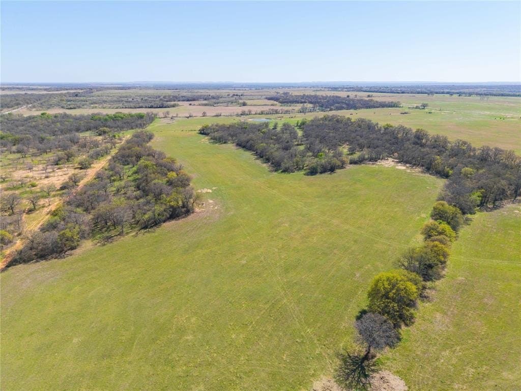 52 acres in Comanche County