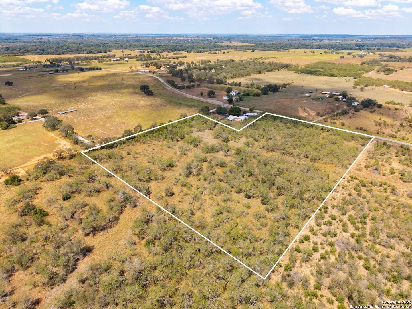 10.5 acres in Guadalupe County gallery image 3