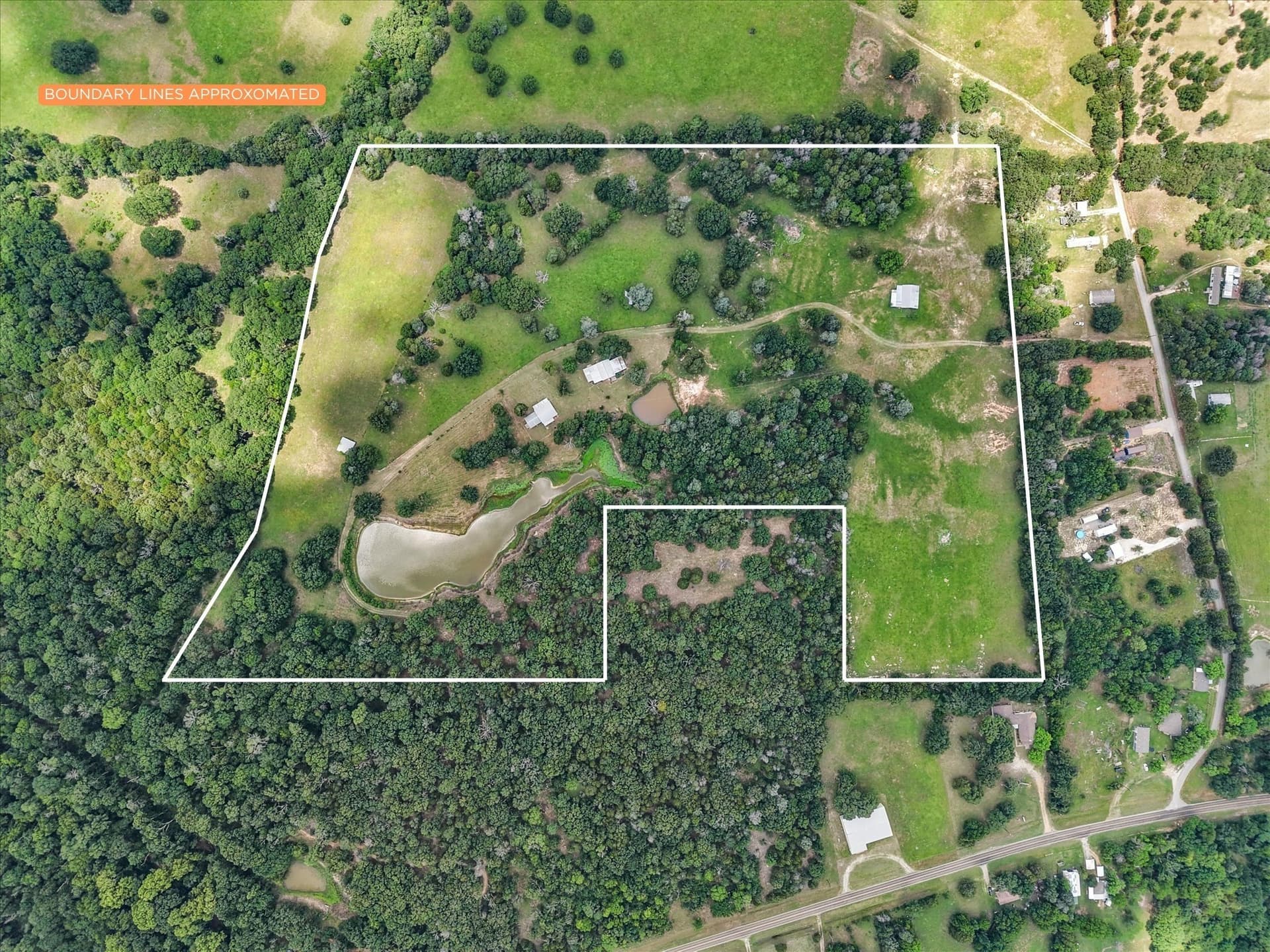 42.2 acres in Navarro County gallery image 2
