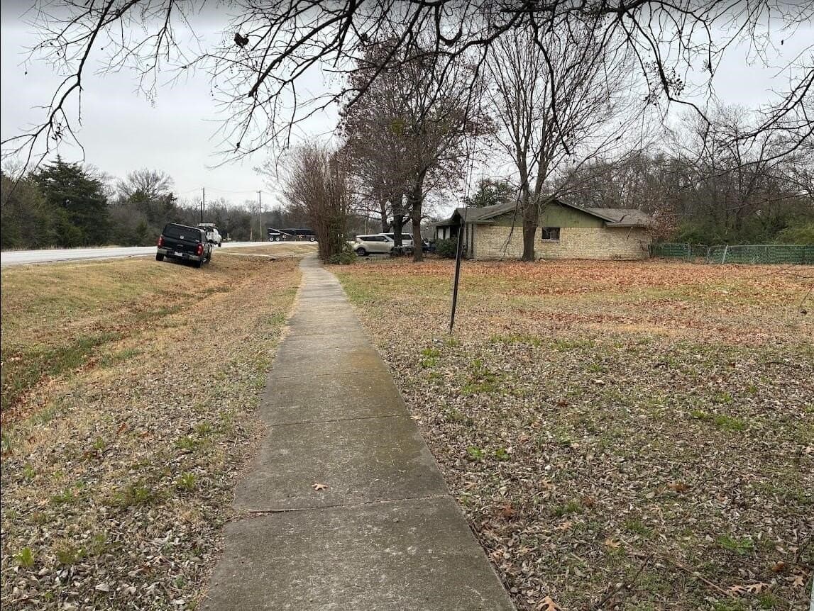 0.25 acres in Dallas County gallery image 3