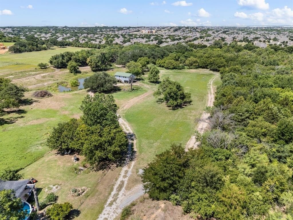 5.02 acres in Tarrant County gallery image 3