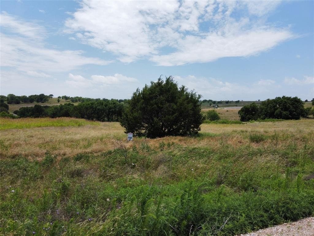 1.98 acres in Hood County