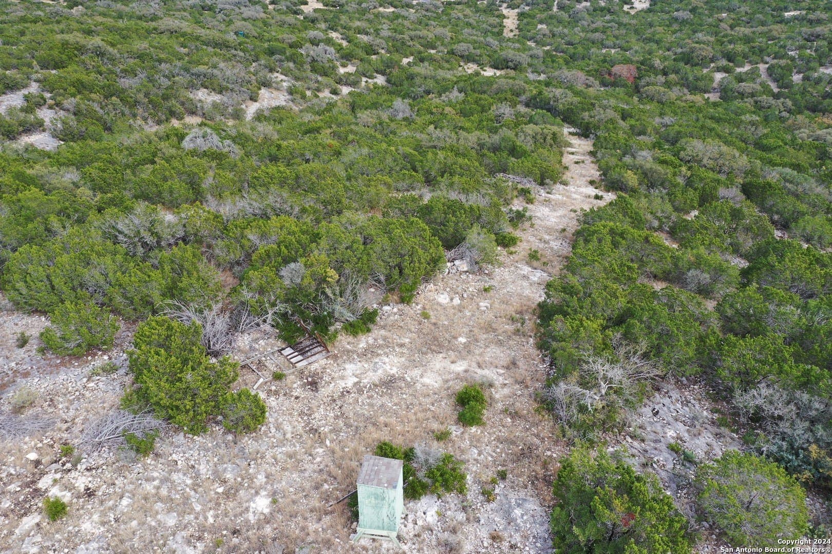 67.53 acres in Edwards County - photo 21
