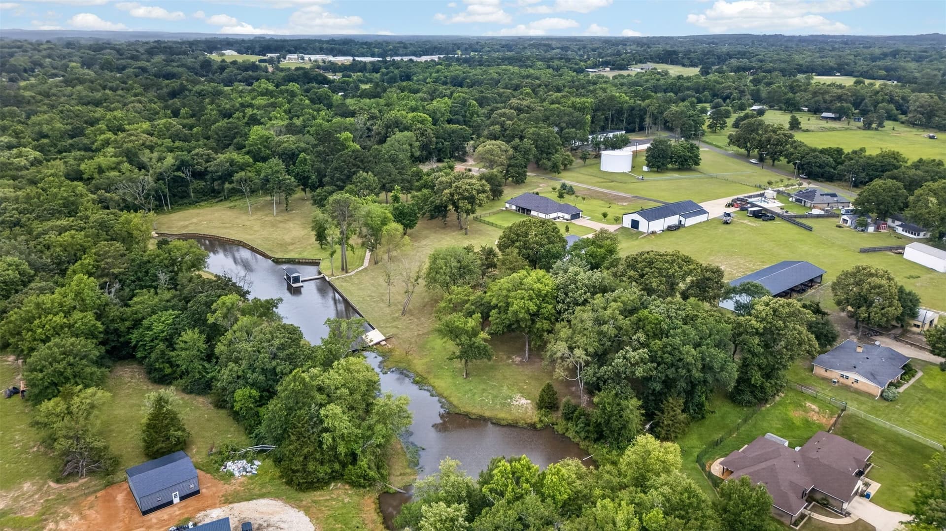 14 acres in Smith County gallery image 3