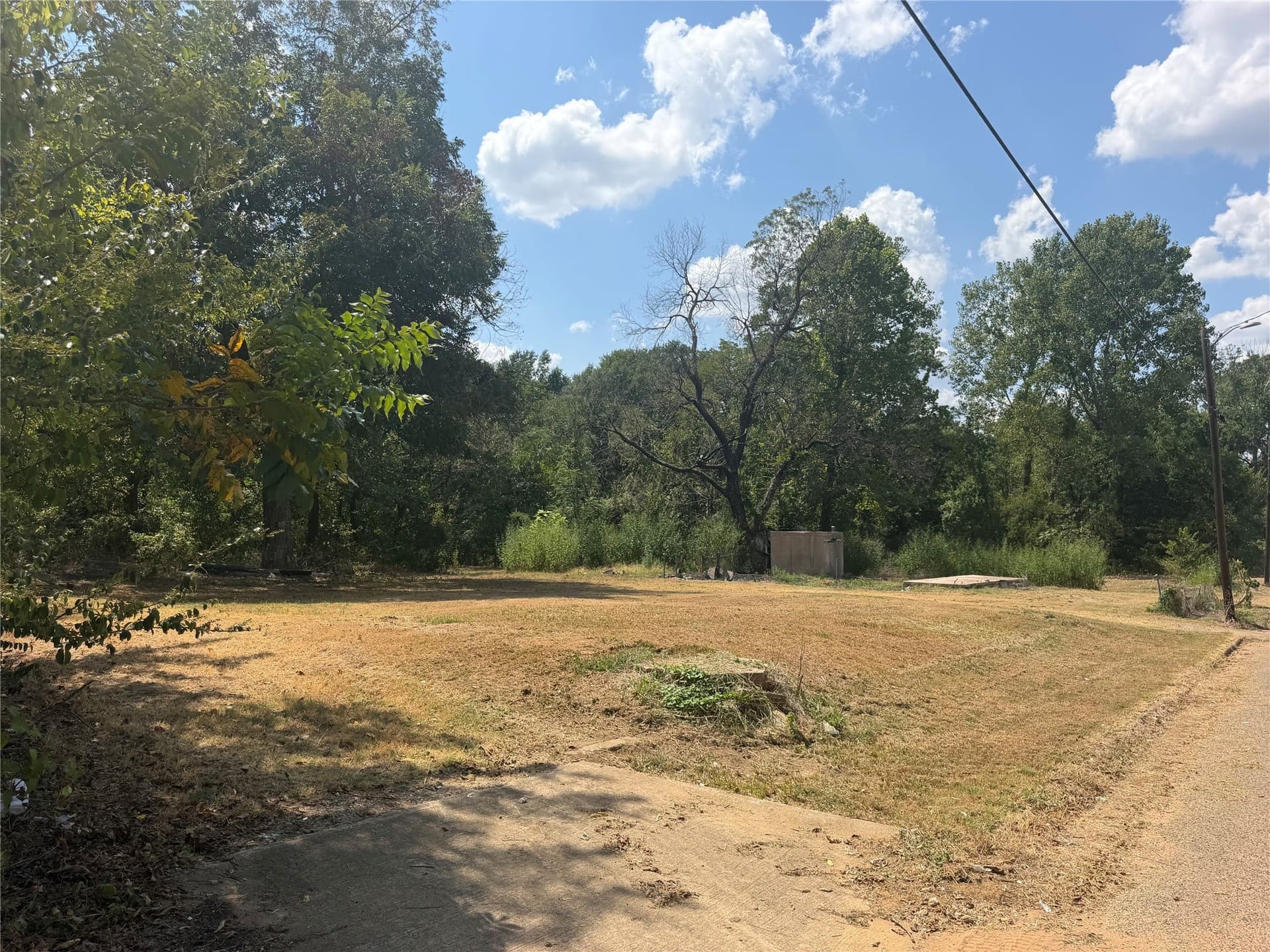 0.63 acres in Lamar County - photo 2