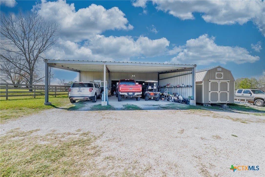 20 acres in DeWitt County - photo 29