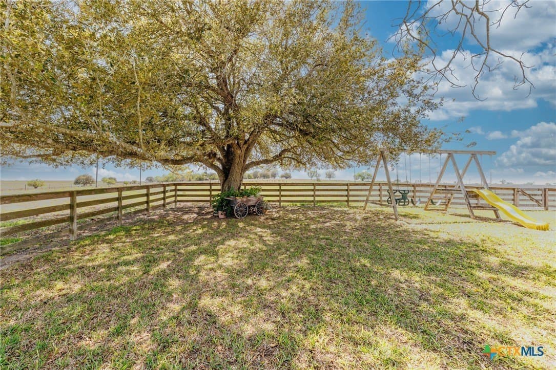 20 acres in DeWitt County - photo 32