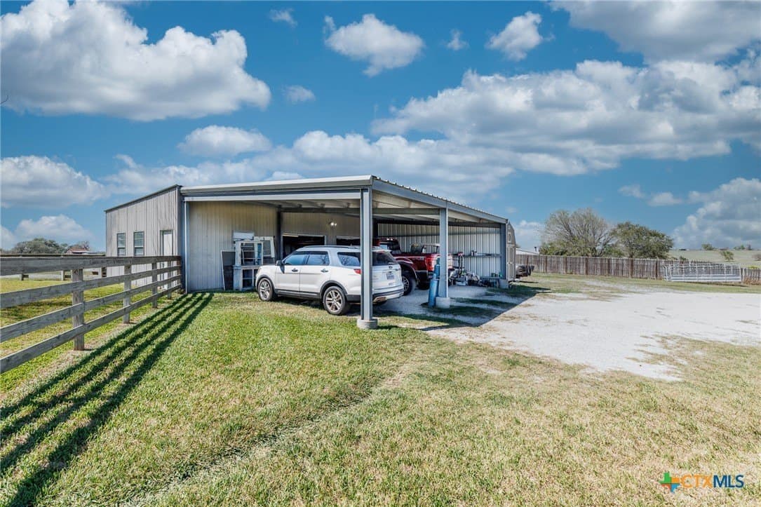 20 acres in DeWitt County - photo 30