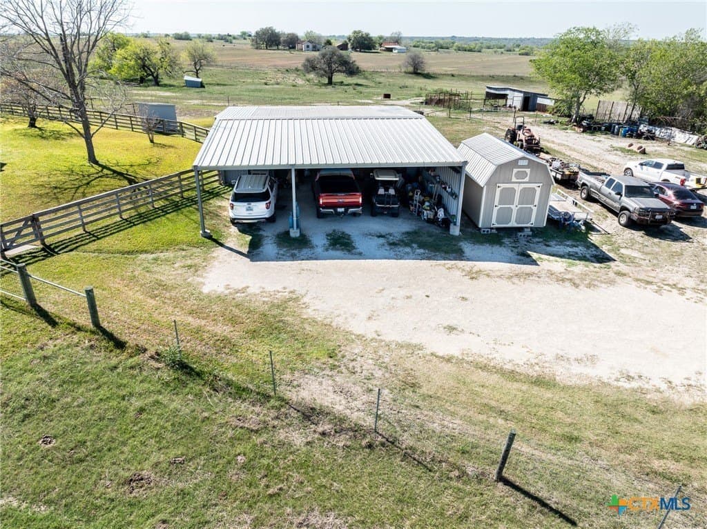 20 acres in DeWitt County - photo 28