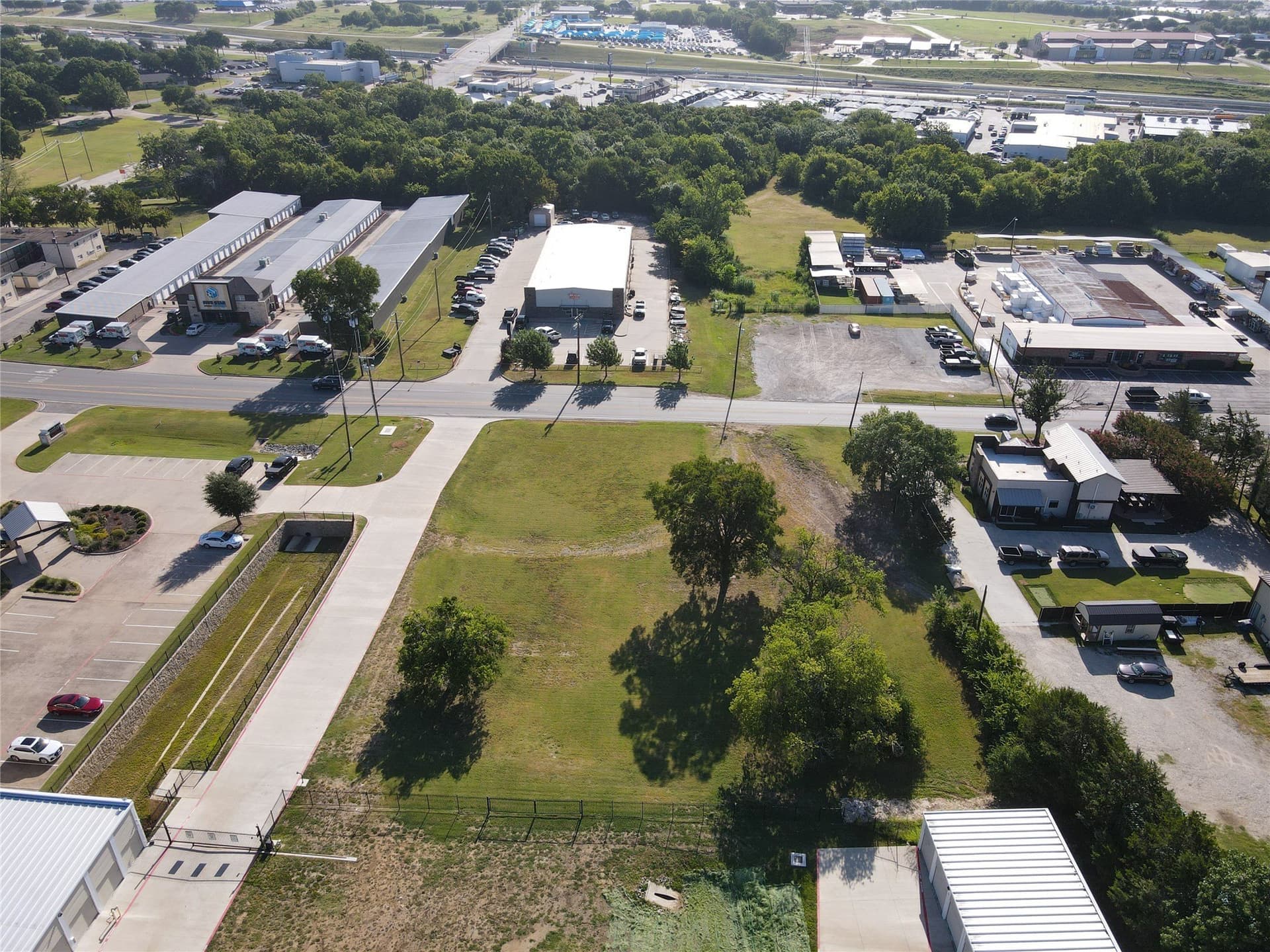 1.06 acres in Grayson County