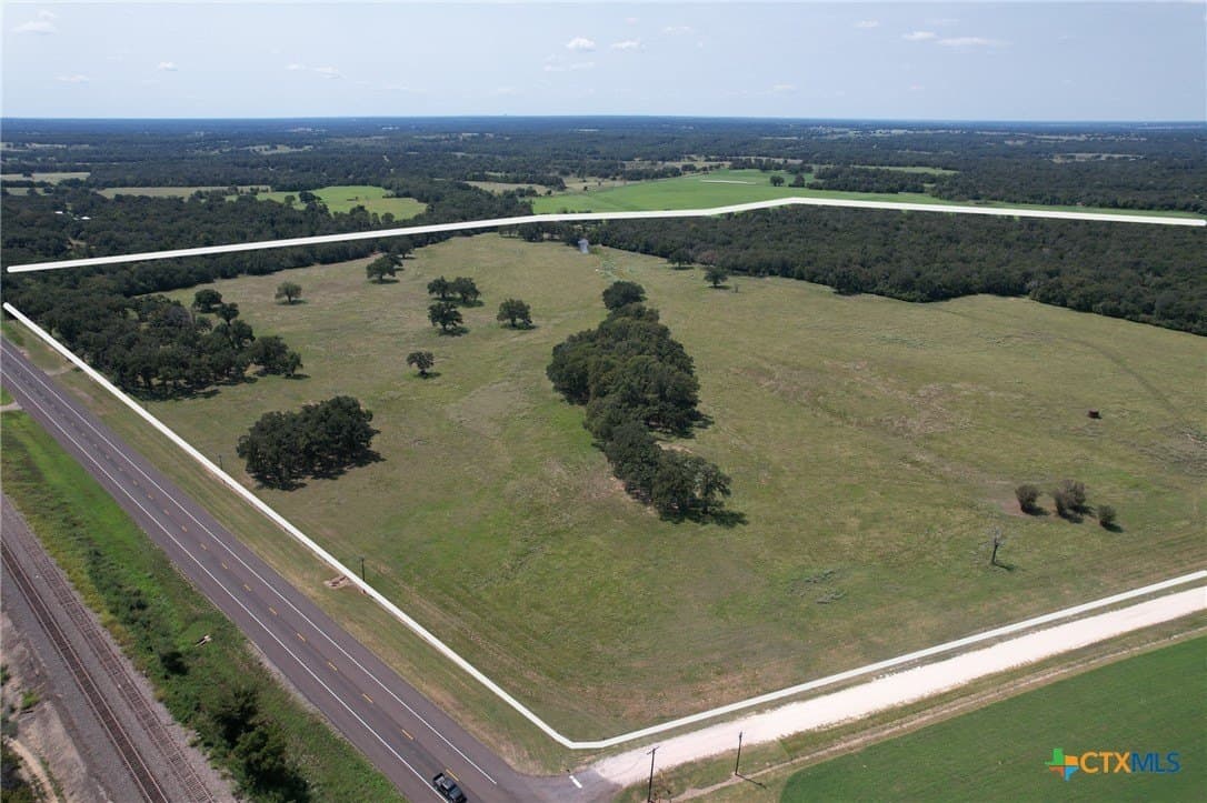 140.29 acres in Milam County gallery image 2