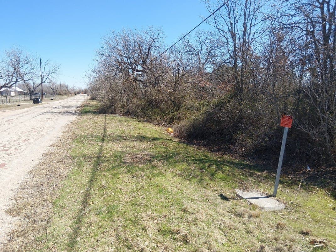 6 acres in Eastland County gallery image 3