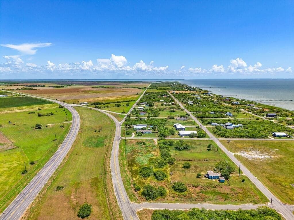 1.01 acres in Texas County - photo 15