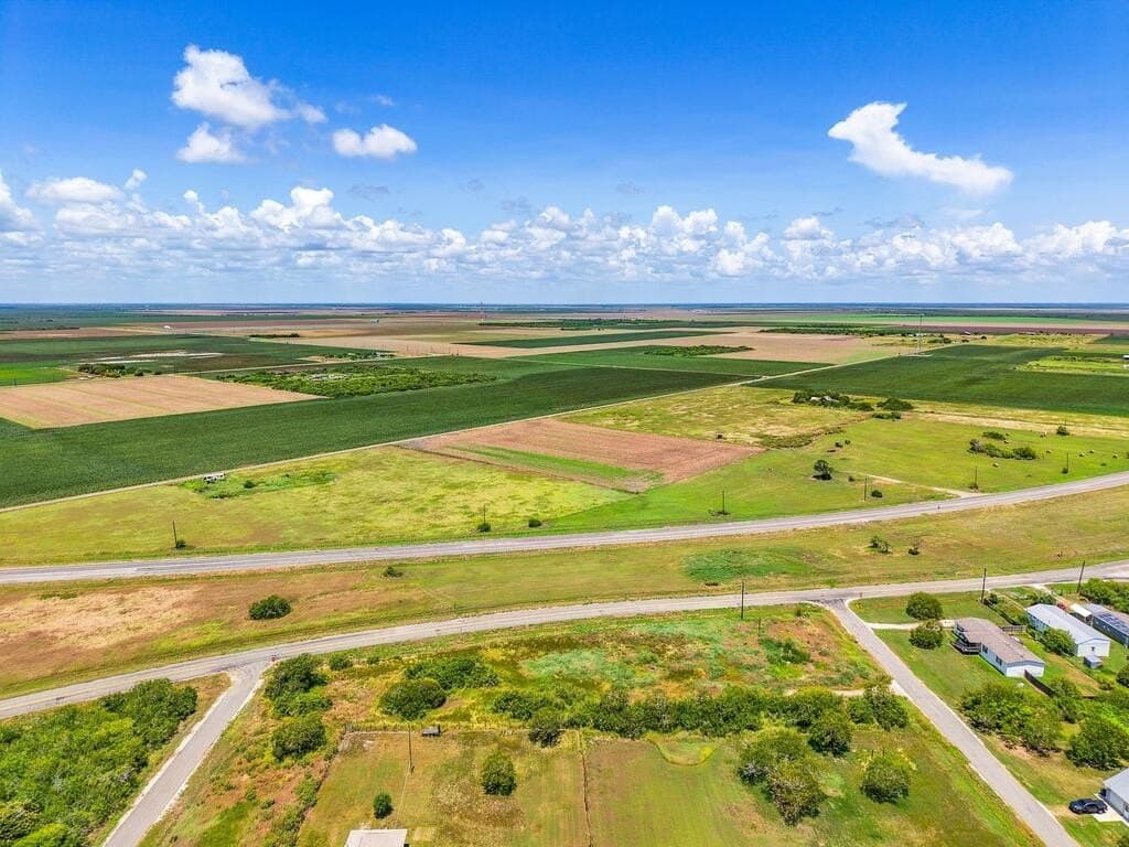 1.01 acres in Texas County - photo 11
