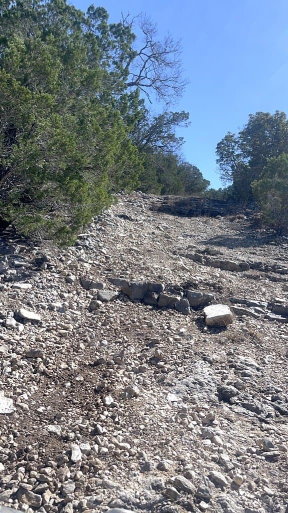 24.01 acres in Real County - photo 11