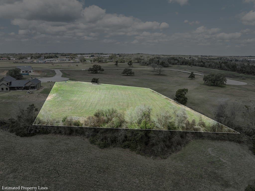 2.03 acres in Fayette County featured view