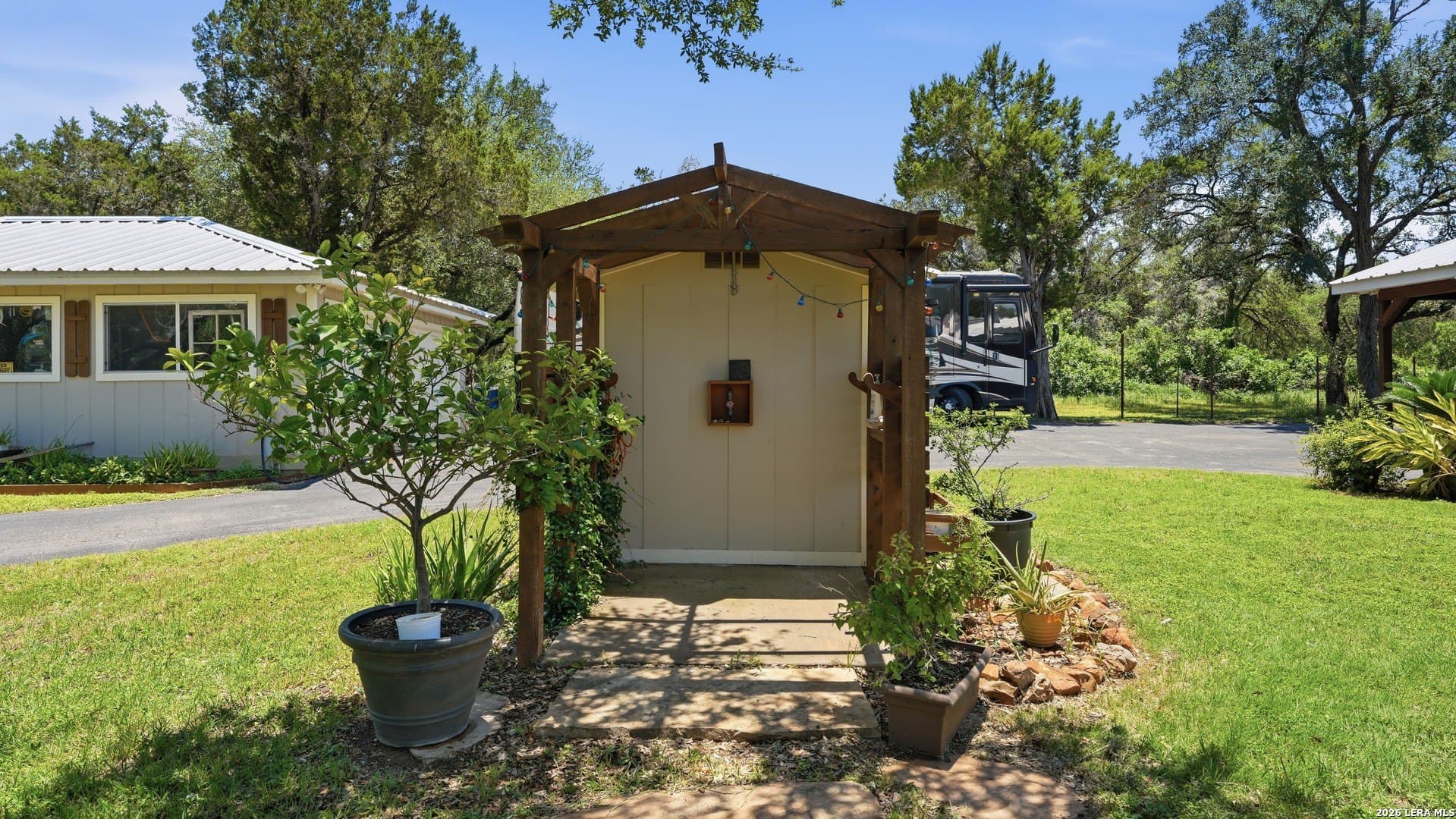 9.99 acres in Comal County - photo 14
