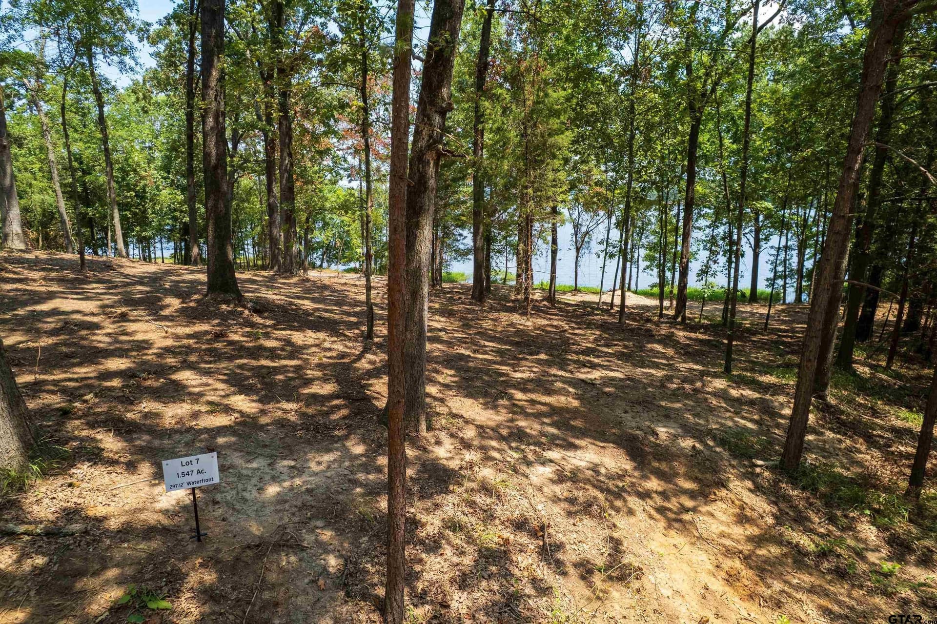 1.55 acres in Camp County