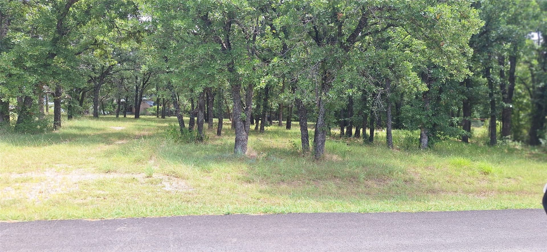 2 acres in Eastland County