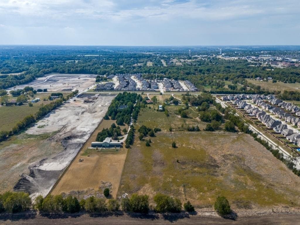 7.61 acres in Collin County gallery image 4