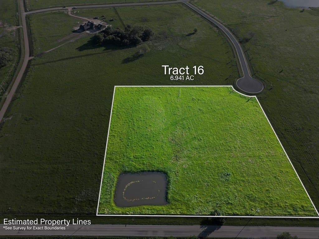 6.94 acres in Fayette County