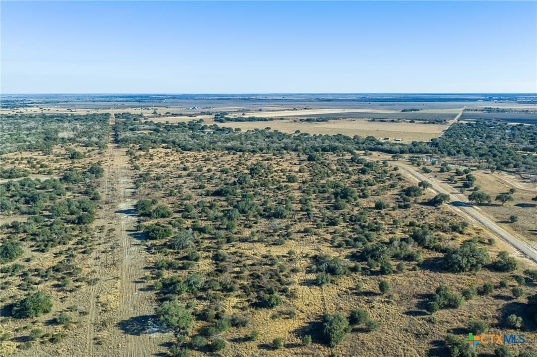 17.5 acres in Victoria County - photo 7