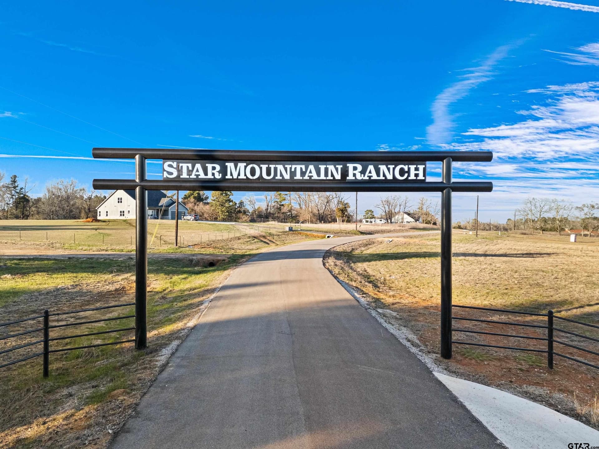 4 acres in Smith County