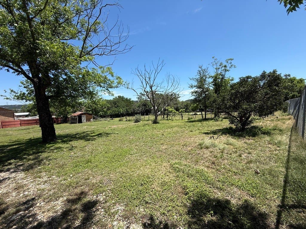 0.52 acres in Kerr County - photo 7