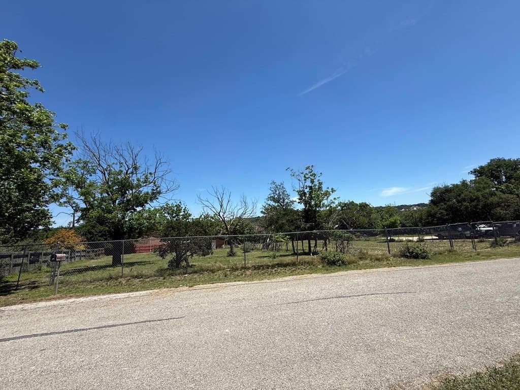 0.52 acres in Kerr County gallery image 3