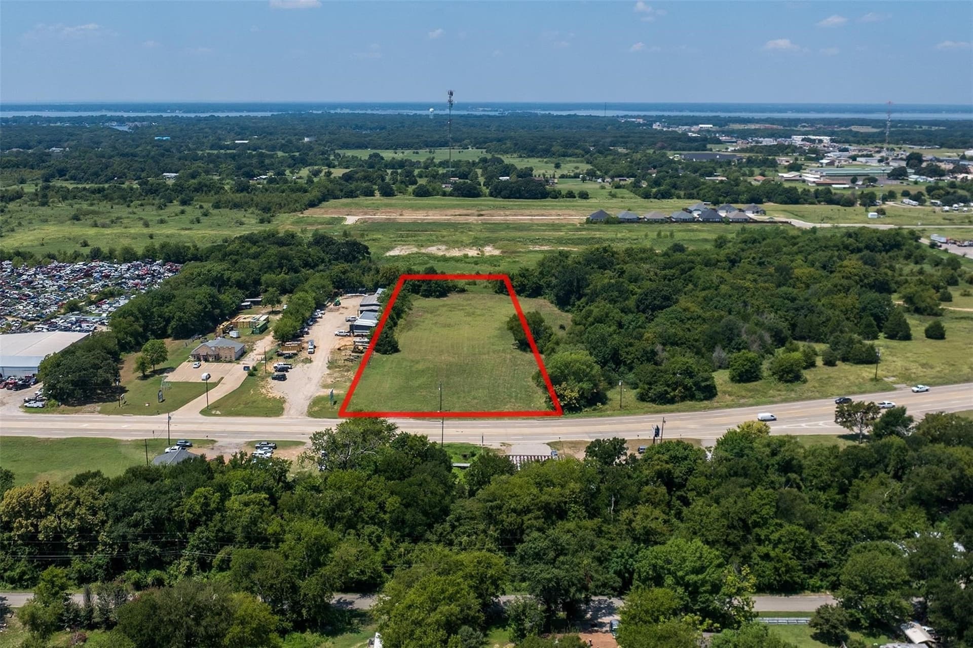 3 acres in Henderson County gallery image 2
