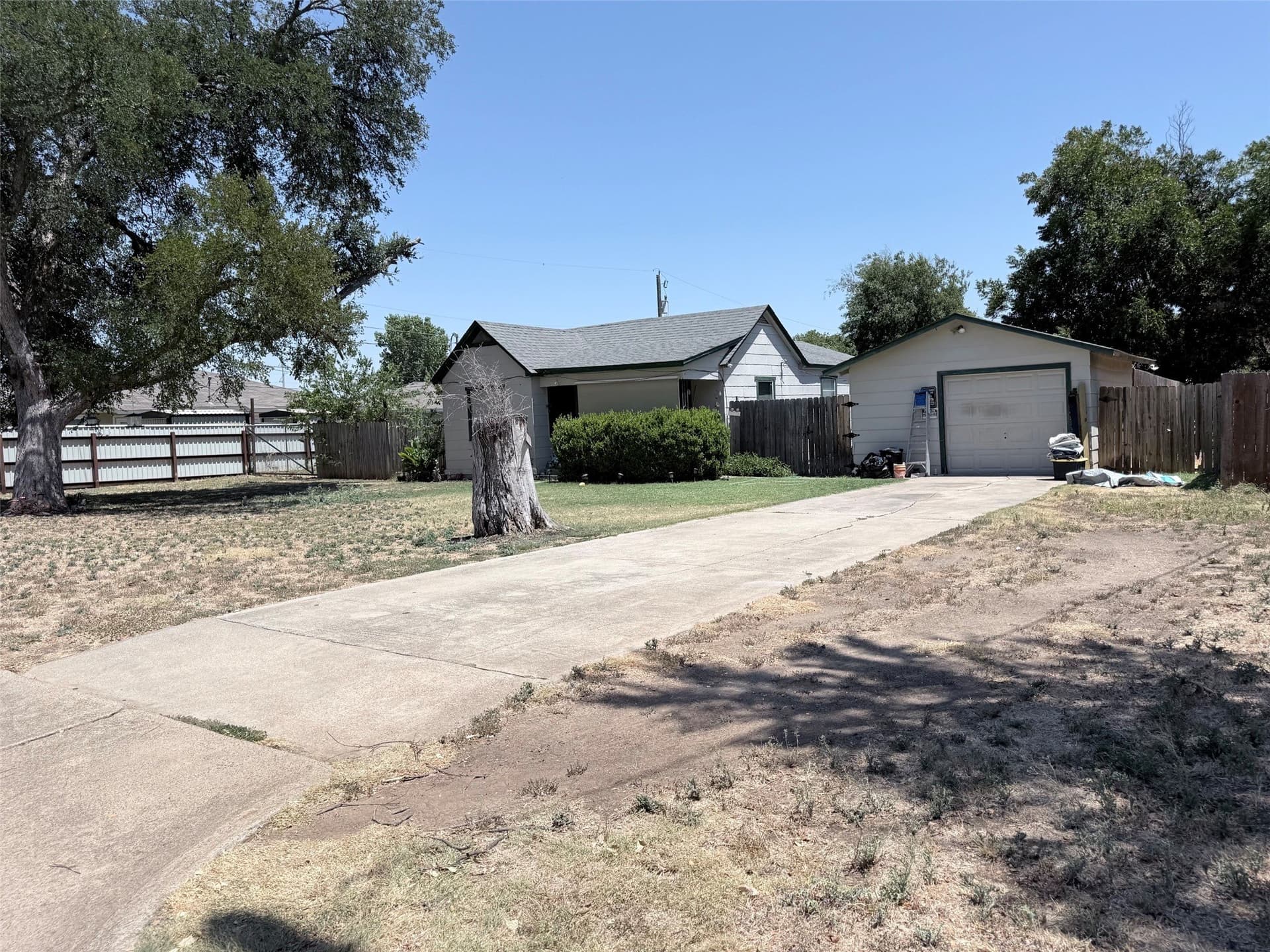 1.61 acres in Tarrant County - photo 29